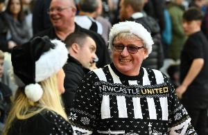 球迷協(xié)會炮轟英超：節(jié)禮日就一場曼聯(lián)vs紐卡，賽程安排荒謬！