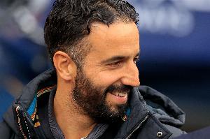 TA：曼聯一年前密會阿莫林細節曝光，原定德澤爾比，圖赫爾