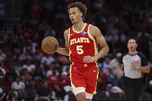 高效全能！丹尼爾斯13中8拿下18分9板6助3斷