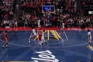 精準(zhǔn)制導(dǎo)！哈登弧頂送拋傳 小瓊斯起飛空接暴扣