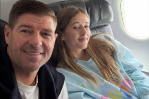 吾家有女初長成！杰拉德社媒曬照祝女兒14歲生日快樂