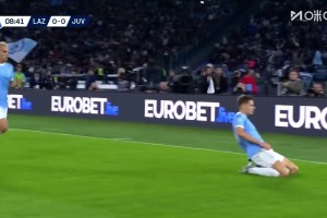 尤文落后！戴維頭球回頂失誤！巴什奇遠(yuǎn)射折射破門！