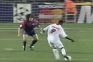 一夫當關萬夫莫開！名場面：普約爾“胸口碎大石”擋出射門！