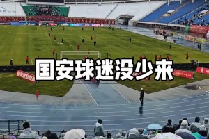 逆天！這兩只鸚鵡怎么培養成皇馬和巴薩球迷的，養鸚鵡的是個人才